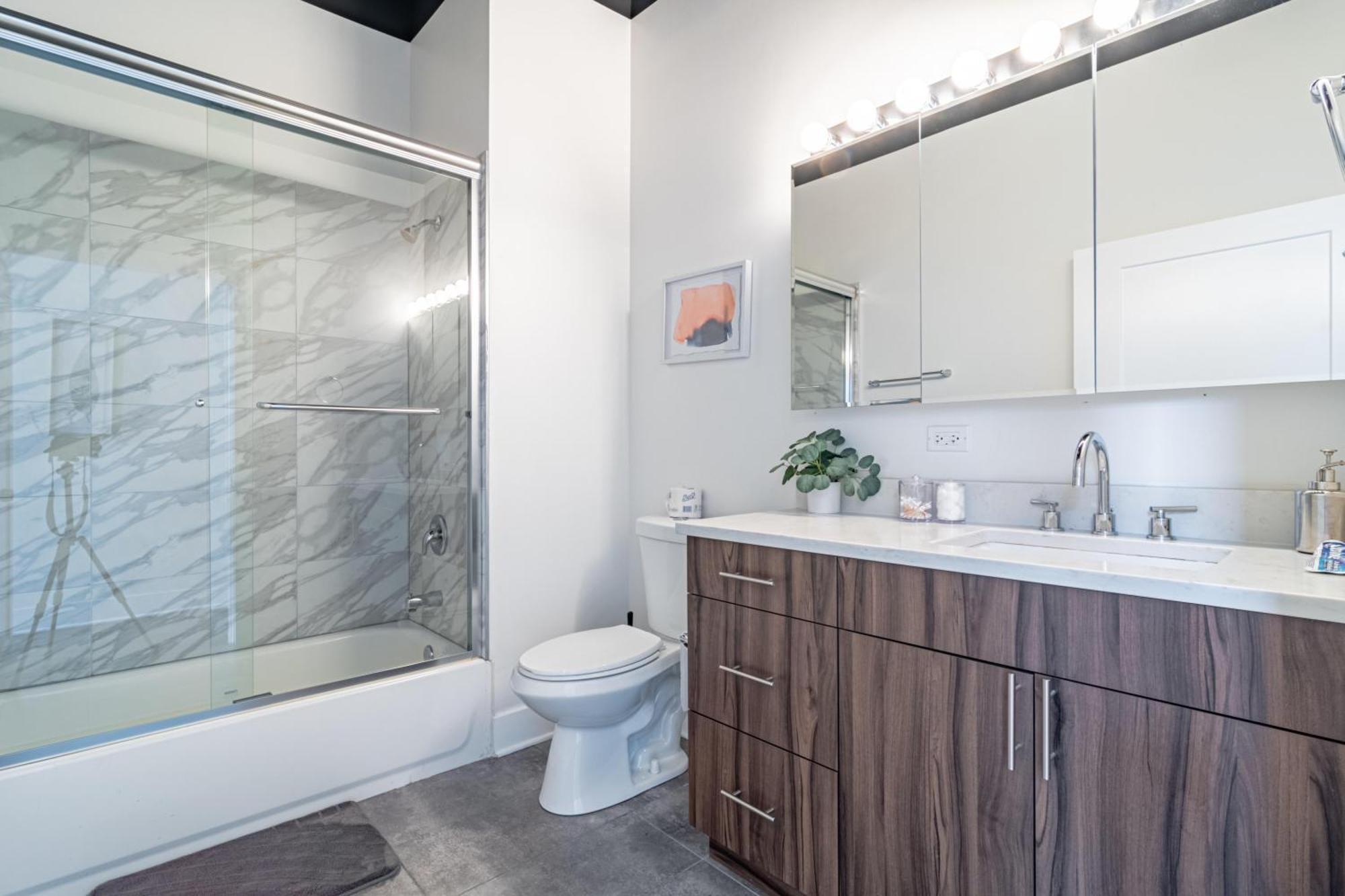 Bright 2Br Luxury Corner Suite With Optional Parking Sleeps 6 Guests Near Mccormick Place And Soldier Field 芝加哥 外观 照片
