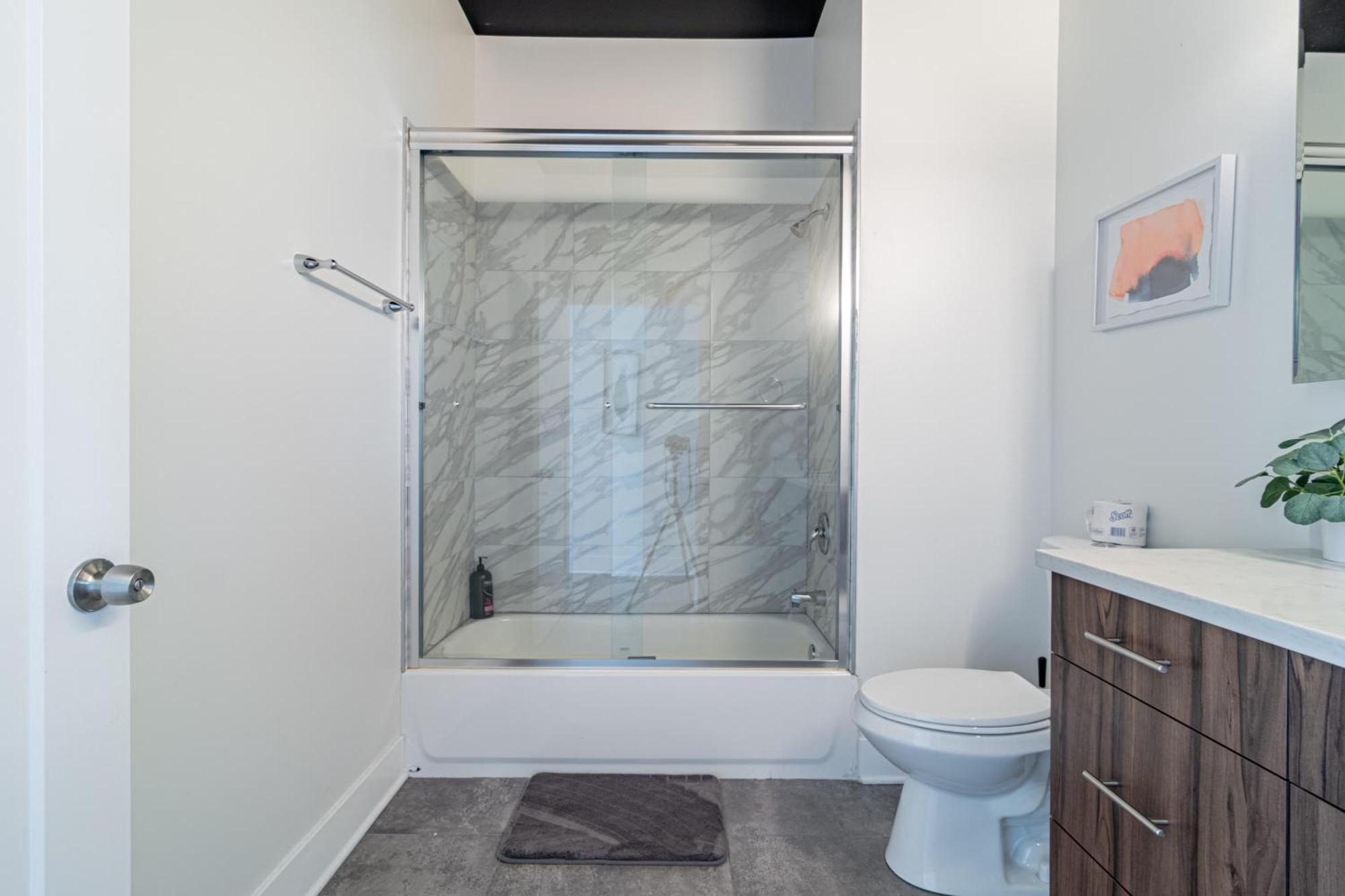 Bright 2Br Luxury Corner Suite With Optional Parking Sleeps 6 Guests Near Mccormick Place And Soldier Field 芝加哥 外观 照片